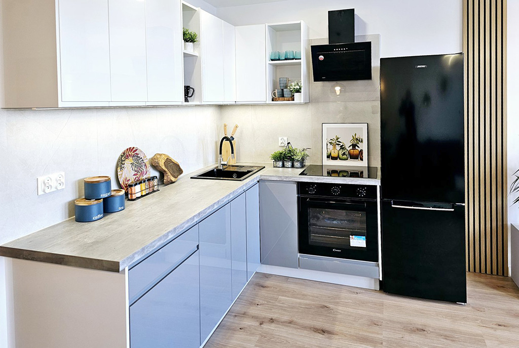 fragment aneksu kuchennego w luksusowym apartamencie na sprzedaż Wałbrzych (okolice)