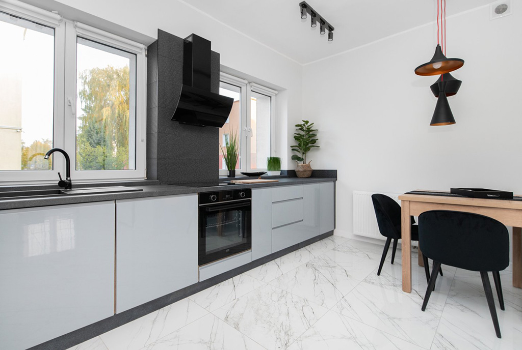kuchnia w modnym designie w luksusowym apartamencie na sprzedaż Gdynia