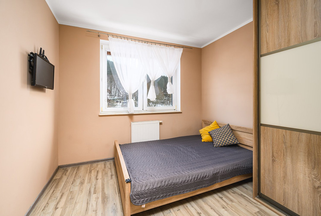 zaciszna sypialnia w luksusowym apartamencie do sprzedaży Gdynia