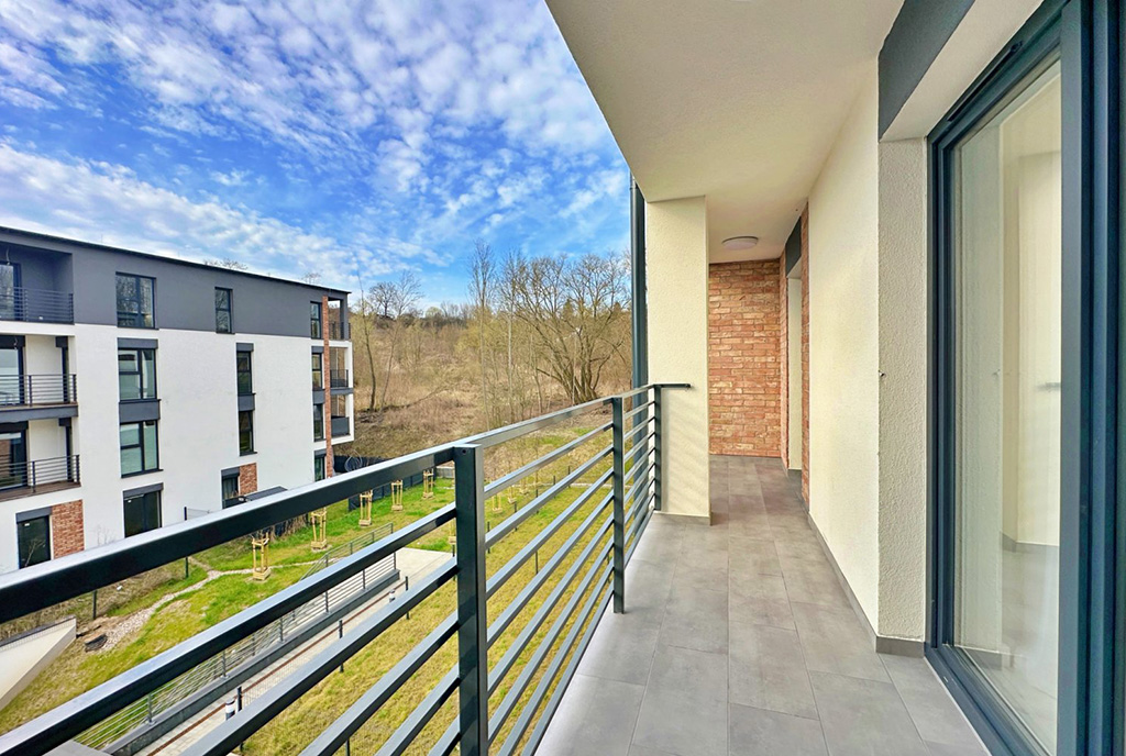 widok z balkonu przy ekskluzywnym apartamencie na sprzedaż Gorzów Wielkopolski
