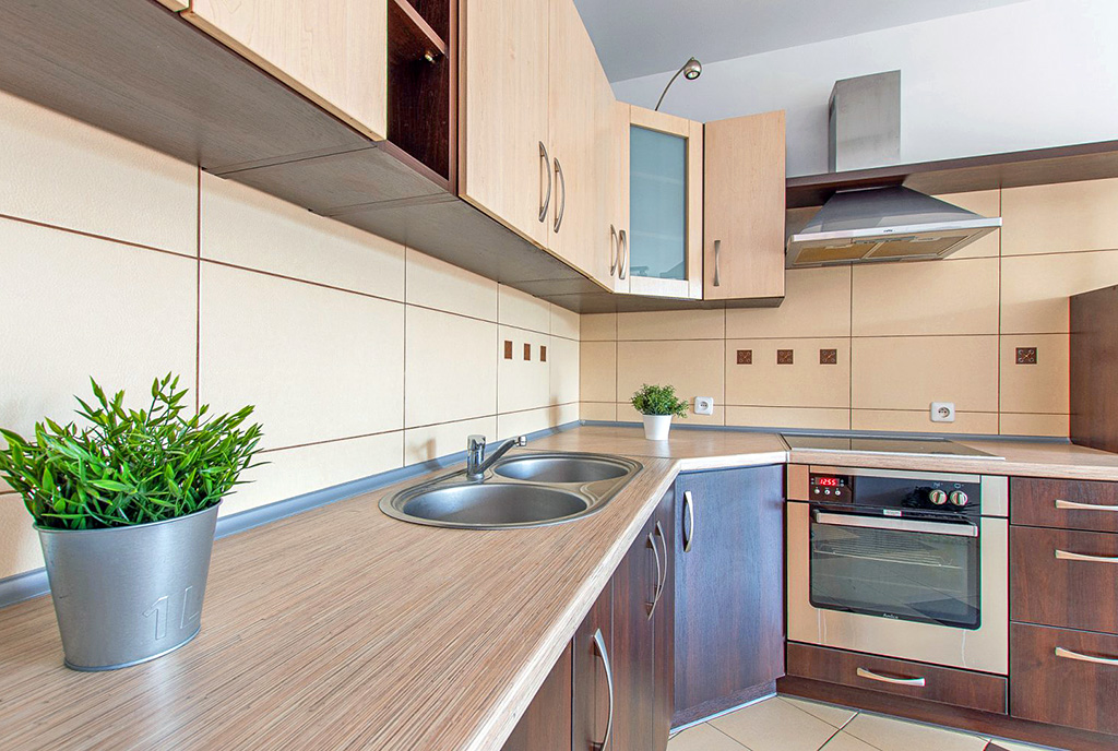 zabudowana kuchnia w luksusowym apartamencie na sprzedaż Poznań