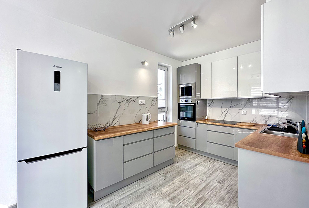 designerska kuchnia w luksusowym apartamencie na wynajem Wrocław (okolice)