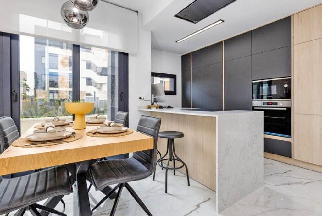 designerska kuchnia w luksusowym apartamencie na sprzedaż Hiszpania (Playa Flamenca)