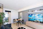 salon i jadalnia w ekskluzywnym apartamencie do sprzedaży Kalisz