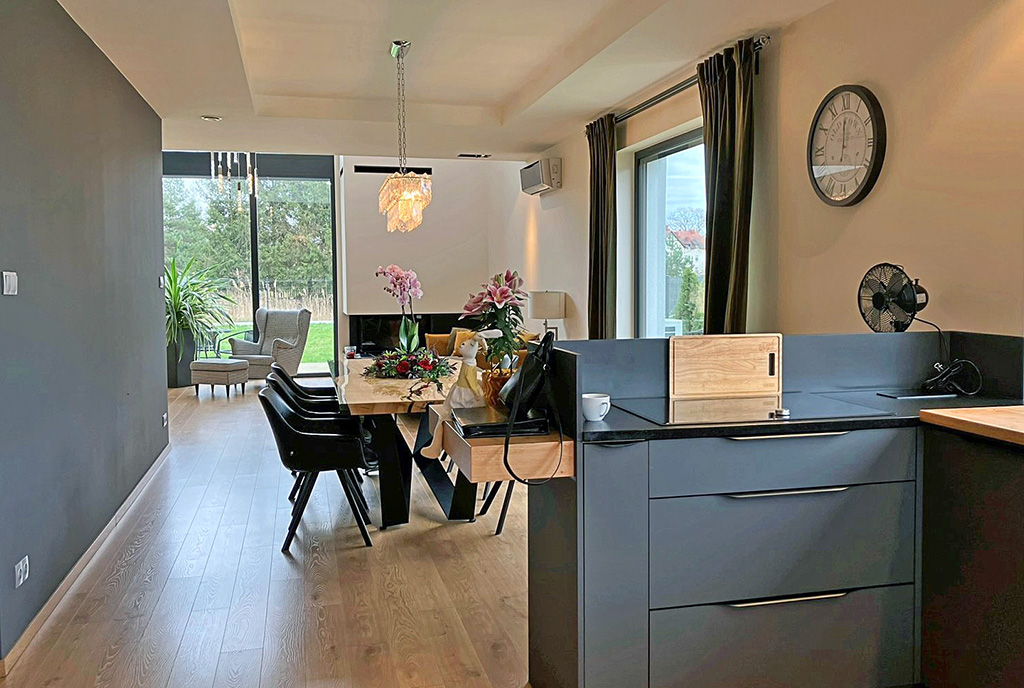 stylowy salon w luksusowej willi na sprzedaż Legnica (okolice)
