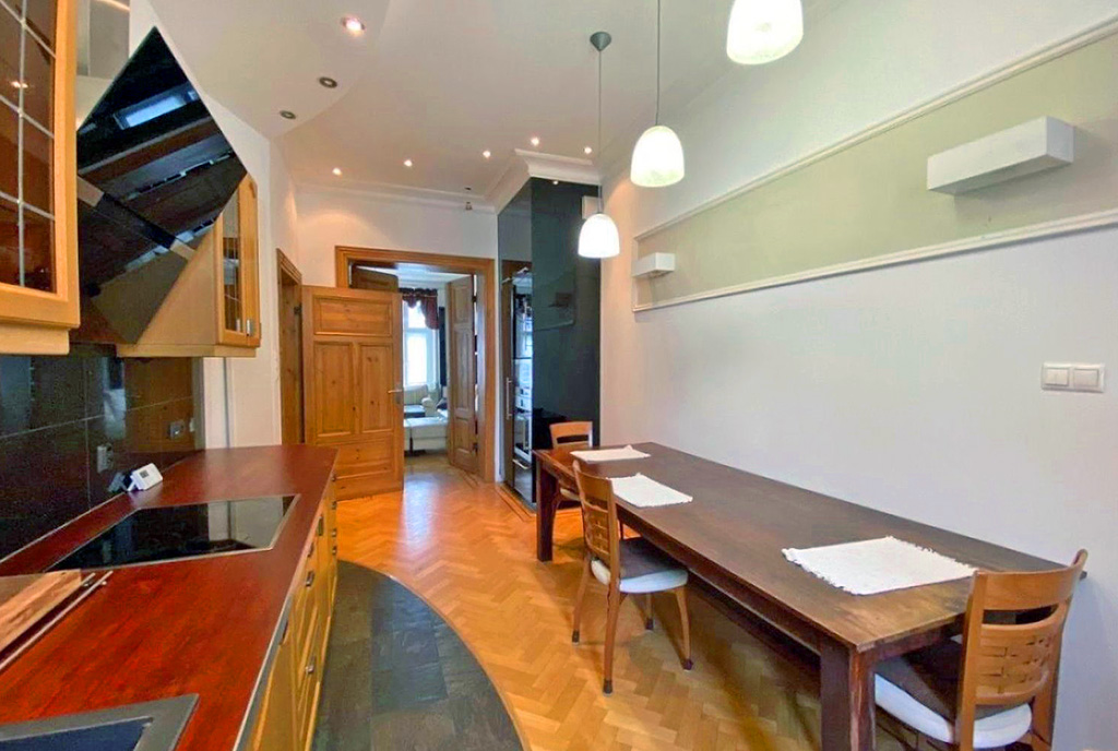 fragment pokoju dziennego w luksusowym apartamencie na sprzedaż Szczecin