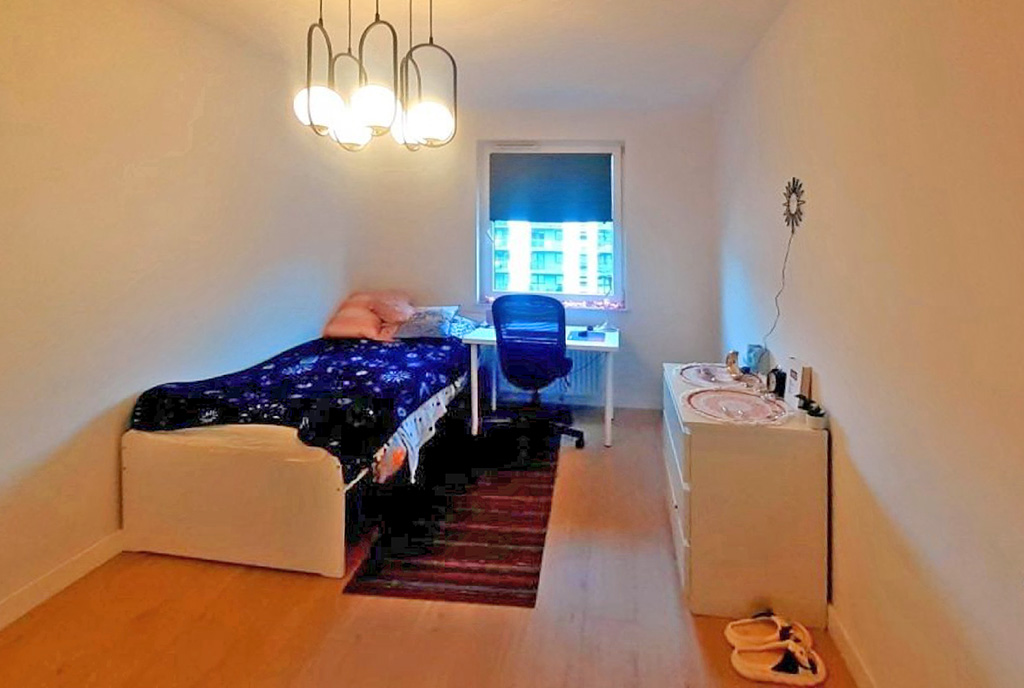 jeden z pokoi w ekskluzywnym apartamencie na wynajem Kraków