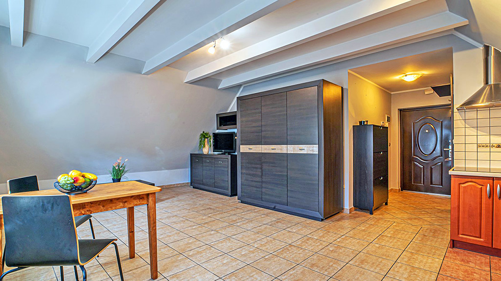 ciekawa aranżacja wnętrza luksusowego apartamentu na wynajem Bolesławiec