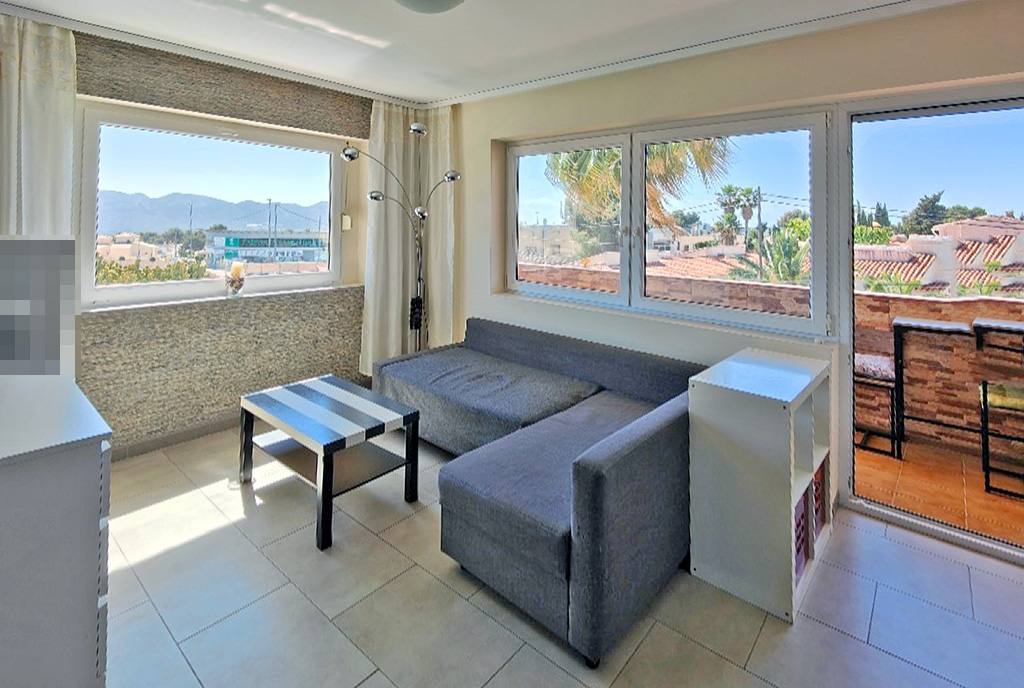fragment pokoju dziennego w luksusowym apartamencie na sprzedaż Hiszpania Alicante