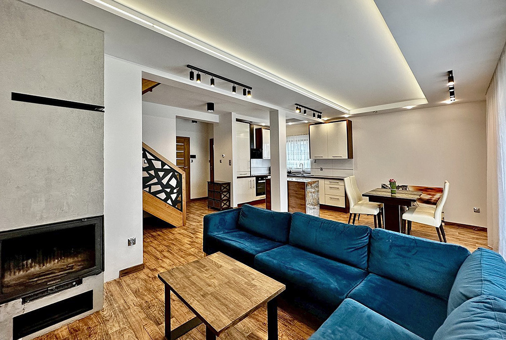 fragment salonu w luksusowej willi do wynajmu Słupsk (okolice)