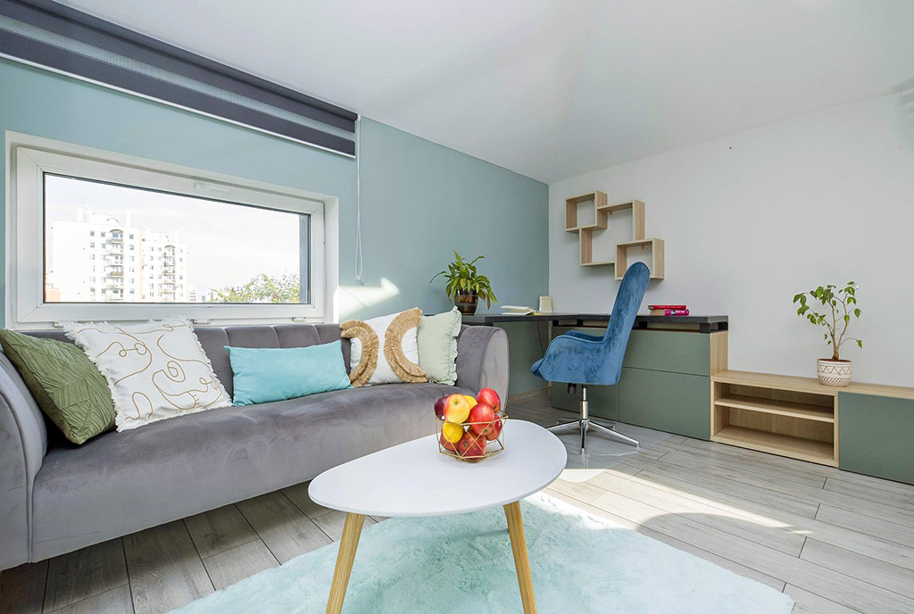 gustownie zaaranżowany pokój dzienny w luksusowym apartamencie na sprzedaż Katowice (okolice)