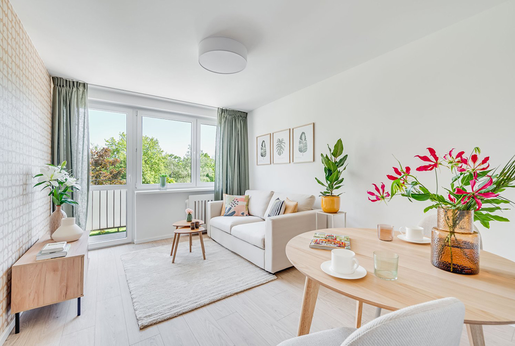 słoneczny salon w ekskluzywnym apartamencie do sprzedaży Gdańsk