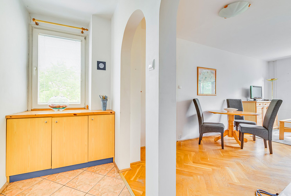 funkcjonalny hol w ekskluzywnym apartamencie na sprzedaż Gdańsk