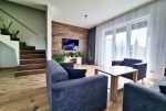 nowoczesny salon w ekskluzywnej wilii do sprzedaży Poznań (okolice)