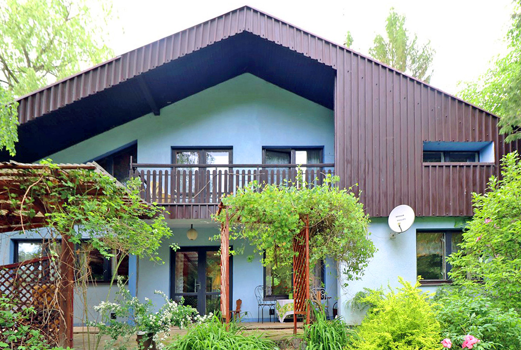 widok z przodu na ekskluzywną willę na sprzedaż Bielsko-Biała (okolice)