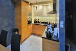 zabudowana kuchnia w luksusowym apartamencie do sprzedaży Wrocław