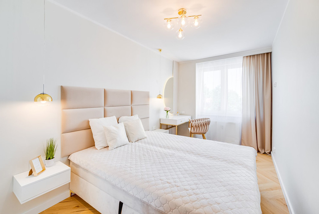 wygodna sypialnia w luksusowym apartamencie na sprzedaż Sopot