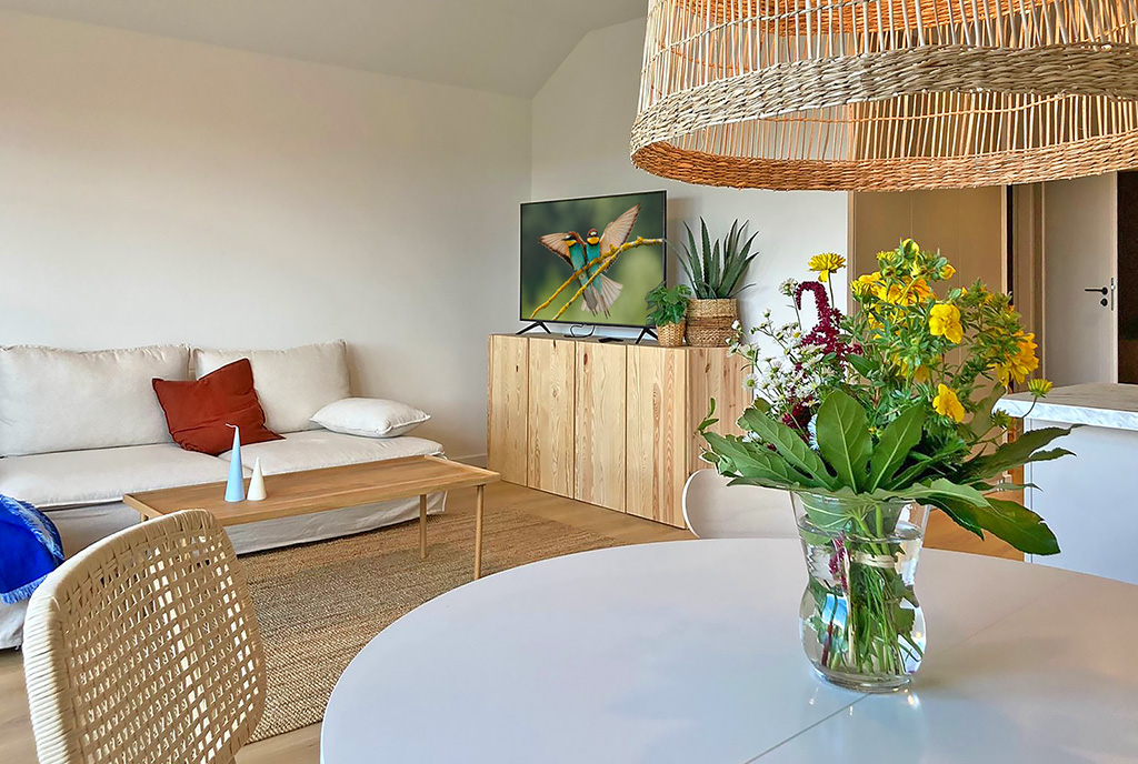 fragment salonu w ekskluzywnym apartamencie na wynajem Kwidzyn