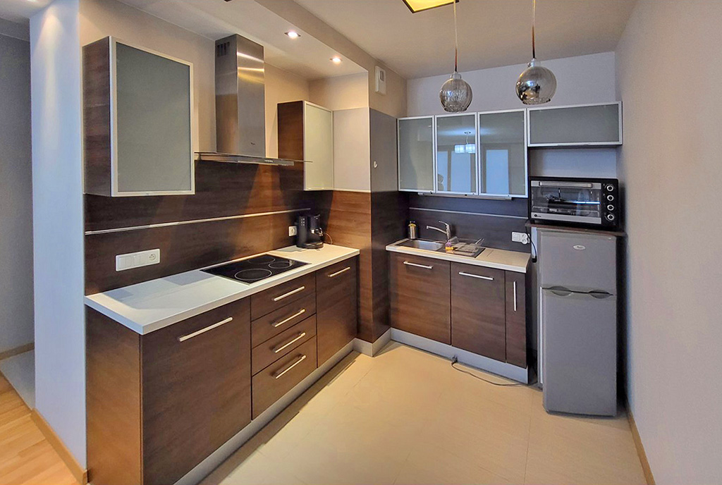 urządzona kuchnia w luksusowym apartamencie do wynajmu Wrocław
