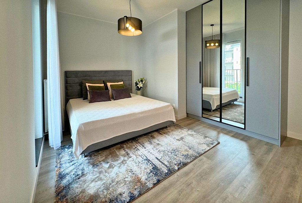 fragment sypialni w luksusowym apartamencie do wynajmu Katowice (okolice)