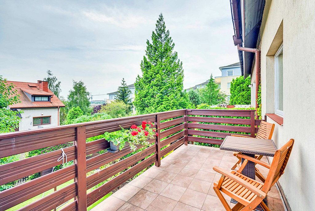 ładny balkon przy luksusowym domu na sprzedaż Gdańsk