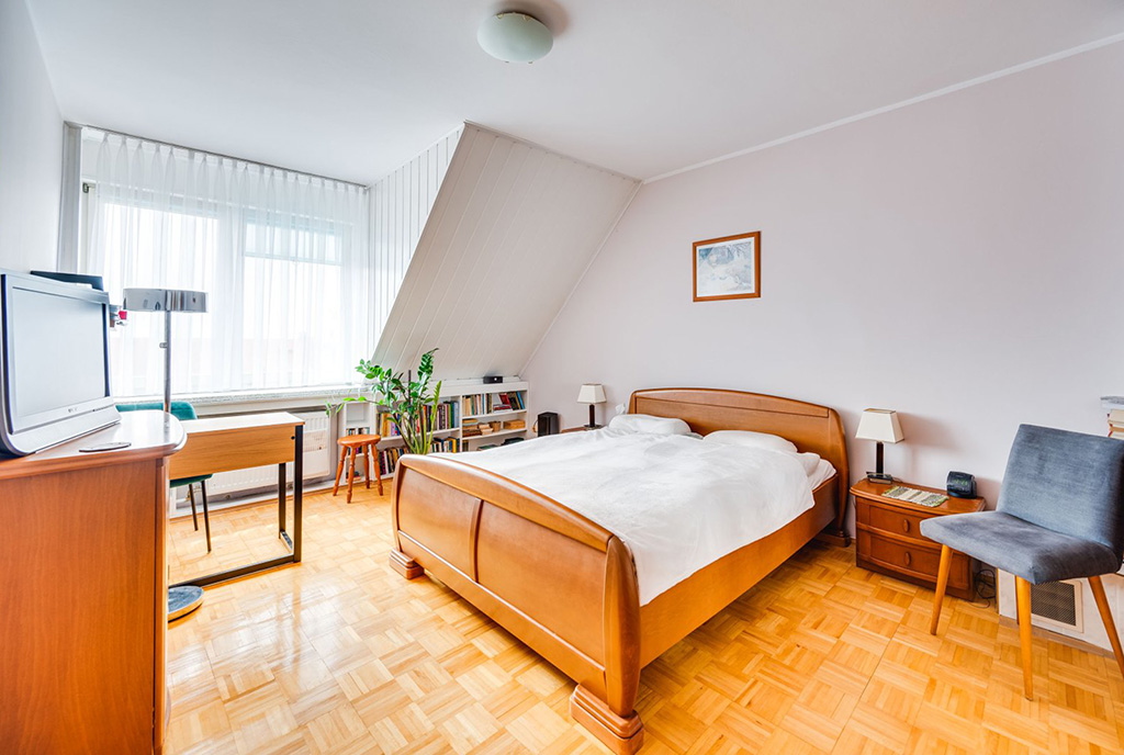 fragment sypialni w ekskluzywnym domu na sprzedaż Gdańsk