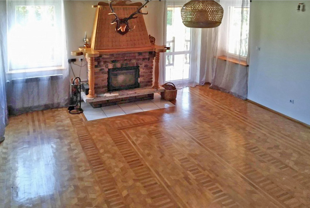 elegancki kominek w luksusowej willi na sprzedaż Częstochowa (okolice)