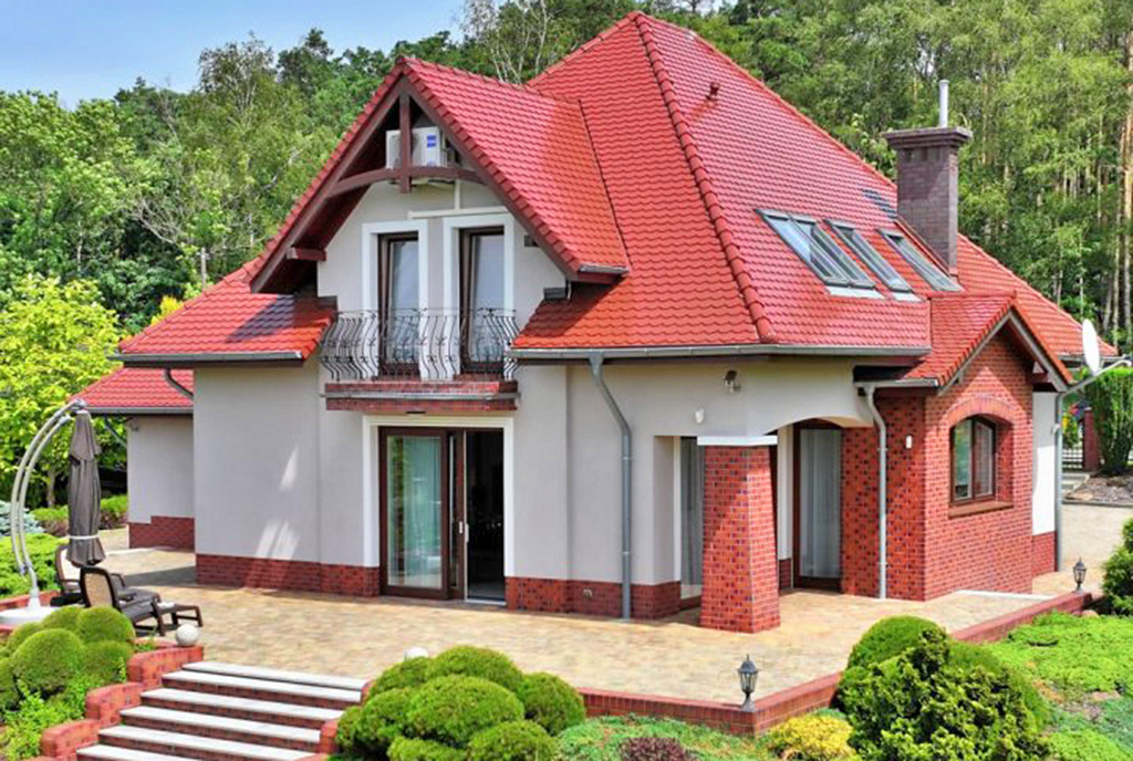 okazała bryła ekskluzywnej willi do sprzedaży Frankfurt nad Odrą (okolice, po polskiej stronie)