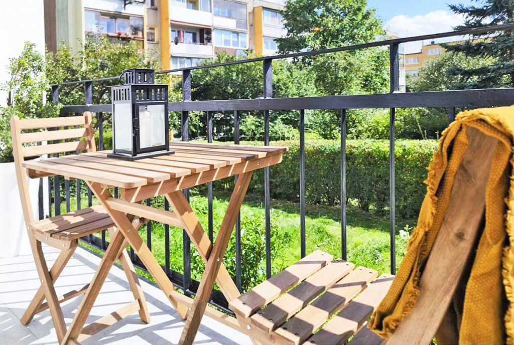 imponujący balkon przy ekskluzywnym apartamencie na sprzedaż Gdańsk