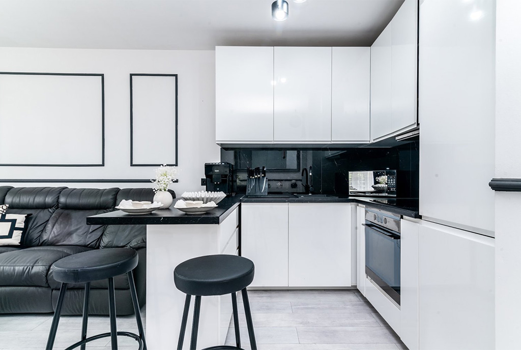 kuchnia i jadalnia w luksusowym apartamencie na sprzedaż Gdynia (okolice)