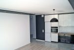 zbliżenie na aneks kuchenny w ekskluzywnym apartamencie na wyanjem Szczecin