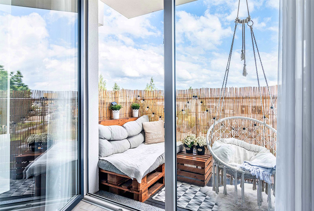 widokowy balkon przy ekskluzywnym apartamencie na sprzedaż Gdynia (okolice)