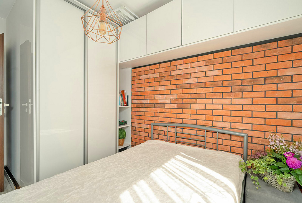 fragment sypialni w ekskluzywnym apartamencie na sprzedaż Poznań (okolice)