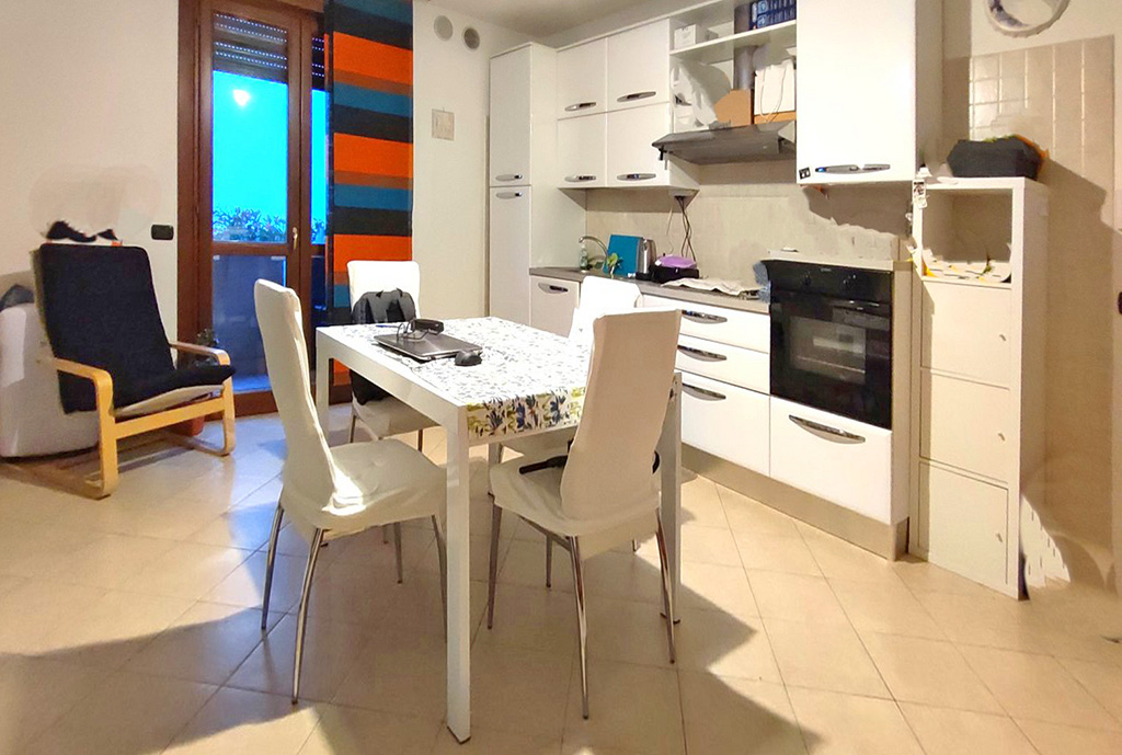 fragment komfortowego wnętrza ekskluzywnego apartamentu do sprzedaży Włochy (Padwa)