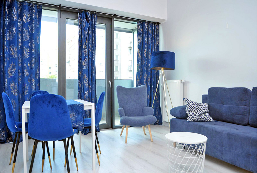 na zdjęciu pokój dzienny w luksusowym apartamencie do wynajmu Szczecin