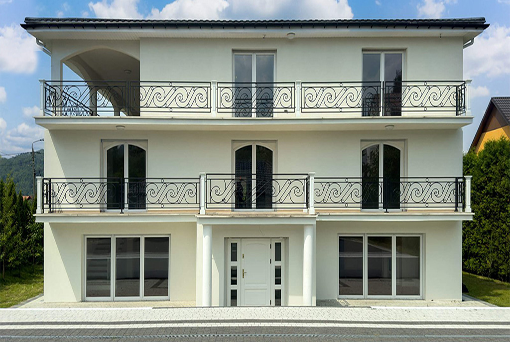 frontowa elewacja ekskluzywnej willi do sprzedaży Rezydencja do sprzedaży Bielsko-Biała (okolice)