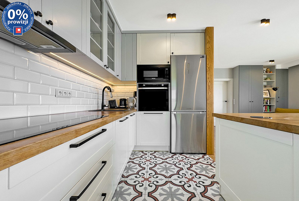 zabudowana kuchnia w luksusowym apartamencie na sprzedaż Katowice (okolice)
