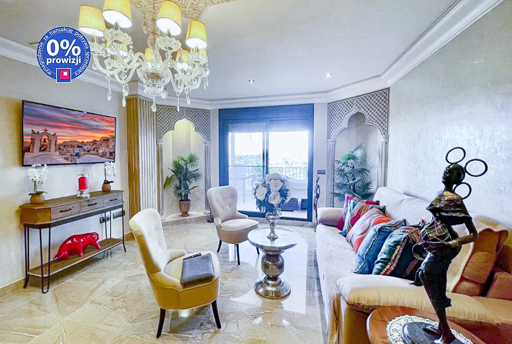 imponujący salon w ekskluzywnym apartamencie do sprzedaży Hiszpania (Malaga Casares)
