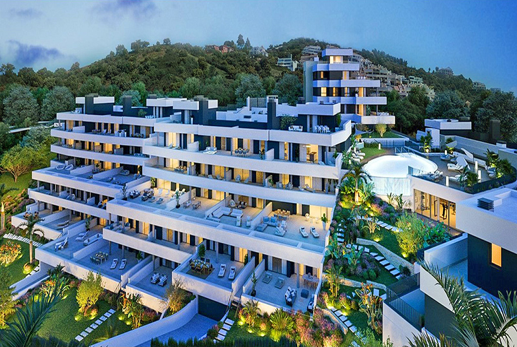 zdjęcie wykonane z lotu ptaka pokazujące od góry całe osiedle, na którym znajduje się oferowany na sprzedaż luksuswy apartament Hiszpania (Marbella)