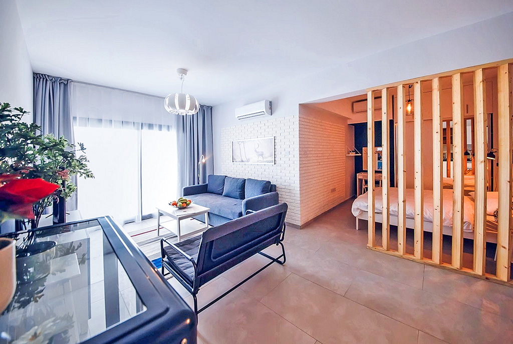 sloneczny salon w ekskluzywnym apartamencie do sprzedaży Cypr (Iskele)