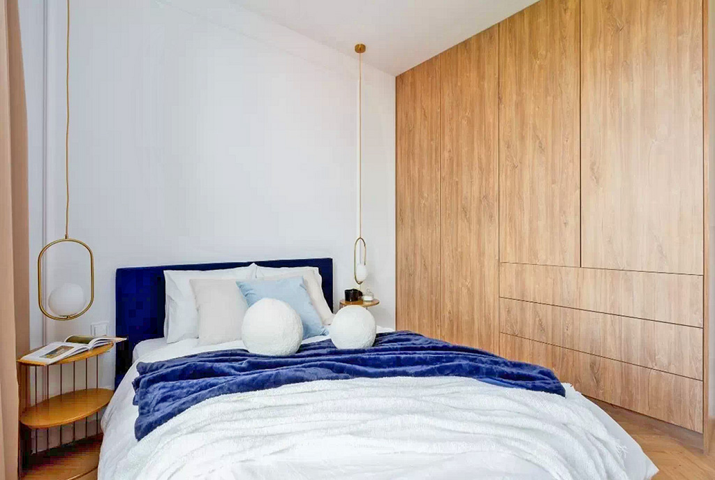 imponująca sypialnia w ekskluzywnym apartamencie na sprzedaż Gdynia (okolice)