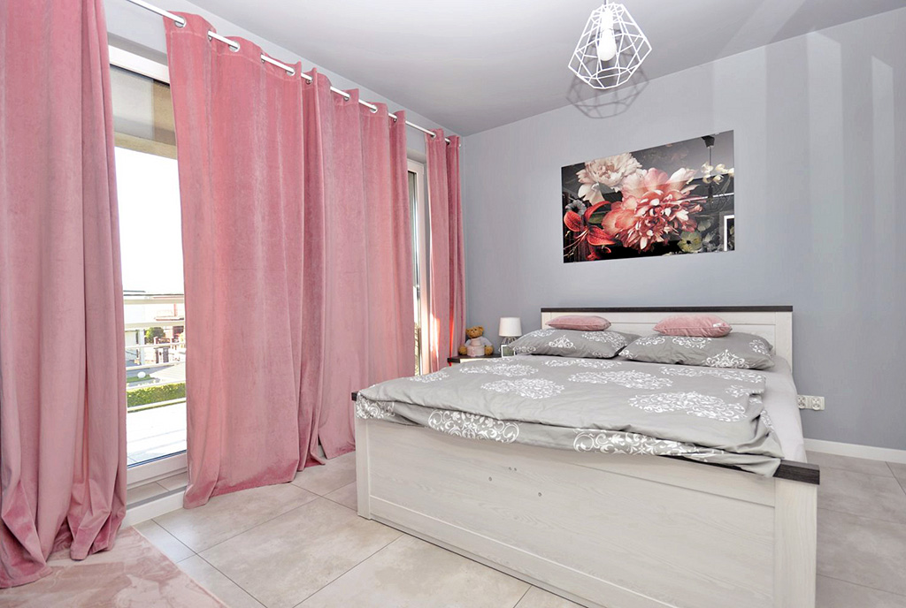 jedno z pomieszceń w ekskluzywnej willi na sprzedaż Gdynia (okolice)