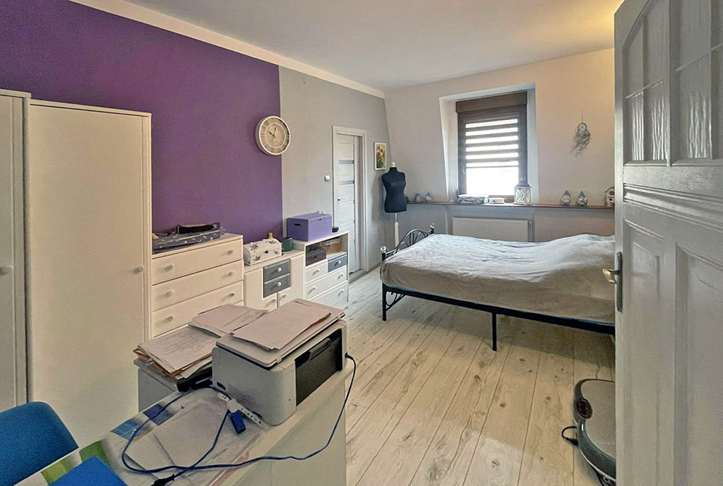 fragment sypialni i gabinetu w ekskluzywnym apartamencie do sprzedaży Kłodzko