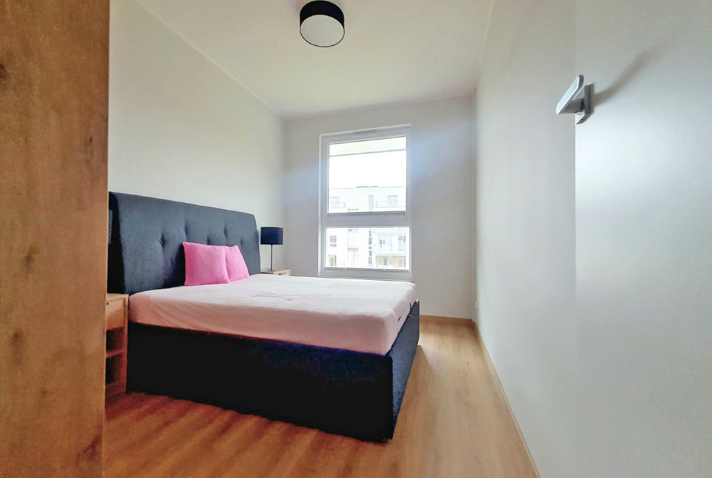 designerska sypialnia w ekskluzywnym apartamencie na wynajem Gdynia