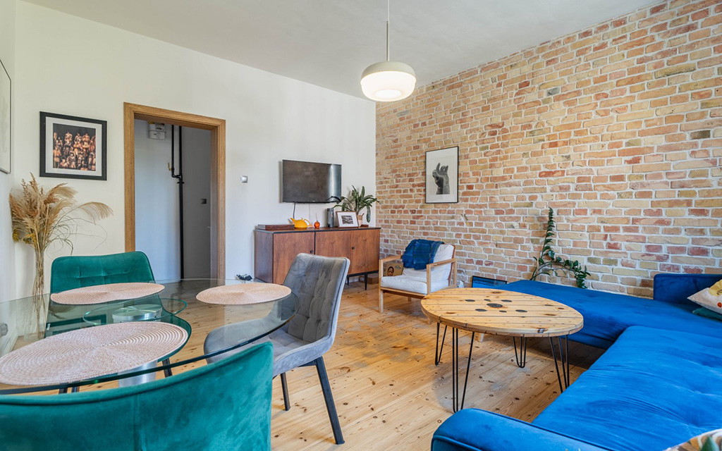jedno z pomieszczeń w luksusowym apartamencie na sprzedaż Szczecin
