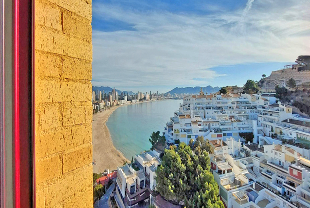 imponująca okolica wokół ekskluzywnego apartamentu na sprzedaż Hiszpania Benidorm