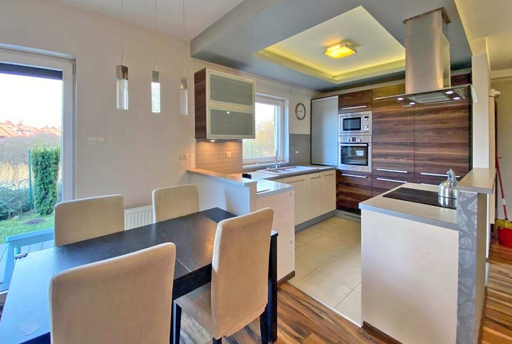 designerska kuchnia w luksusowym apartamencie do wynajmu Szczecin (okolice)