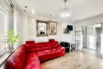 fragment salonu w luksusowym apartamencie na sprzedaż Słupsk