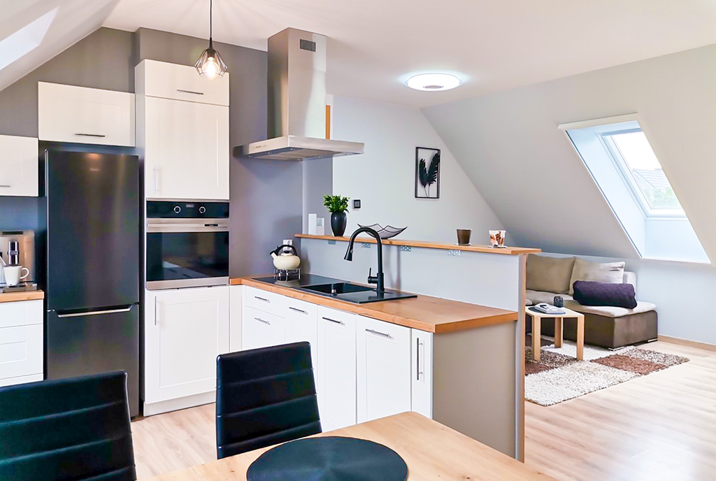 nowoczesna kuchnia w luksusowym apartamencie do wynajmu Legnica okolice