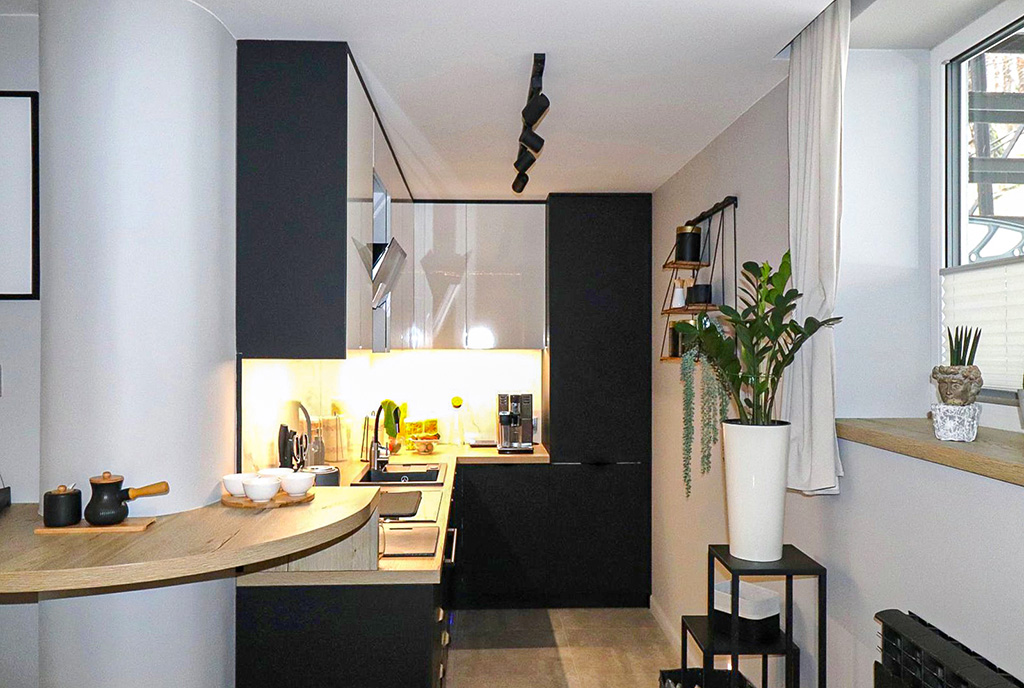 widok na kuchnię w luksusowym apartamencie na sprzedaż Bielsko-Biała okolice